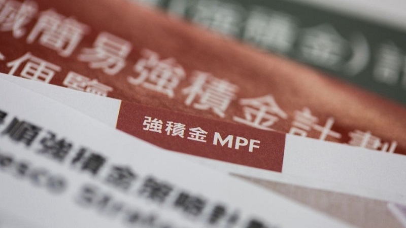強積金|積金評級:10月MPF人均虧損5900元 今年以來累蝕6600元